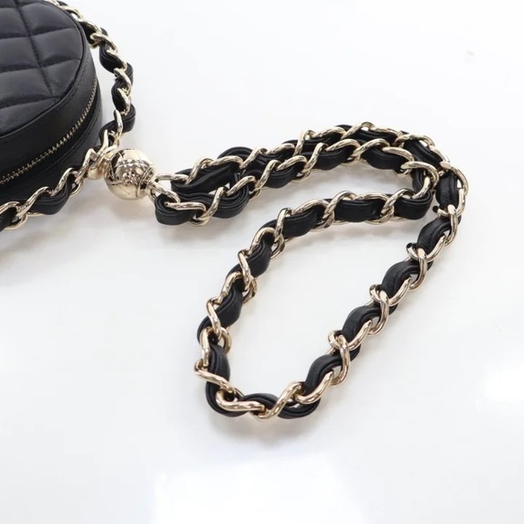 Chanel  Lambskin Quilted Chain Round Mini Clutch Black - Picture 7 of 16
